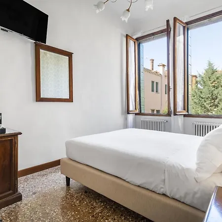 Residenza Centopietre - Dorsoduro By Wonderful Italy דירה *