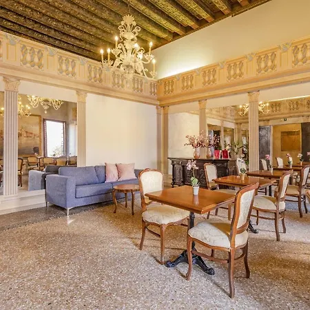 Residenza Centopietre - Dorsoduro By Wonderful Italy ונציה