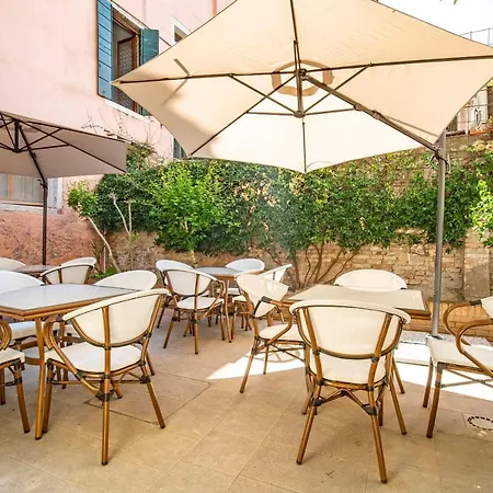 Residenza Centopietre - Dorsoduro By Wonderful Italy Lägenhet