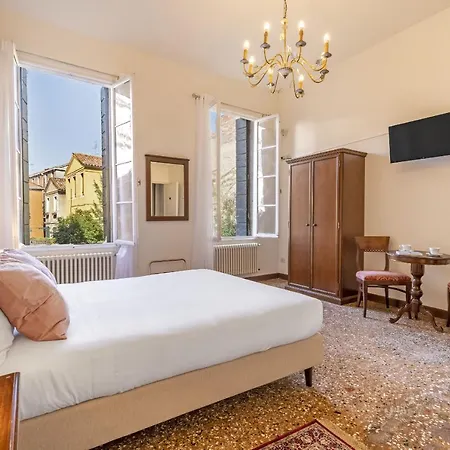 Apartment Residenza Centopietre - Dorsoduro By Wonderful Italy Venice