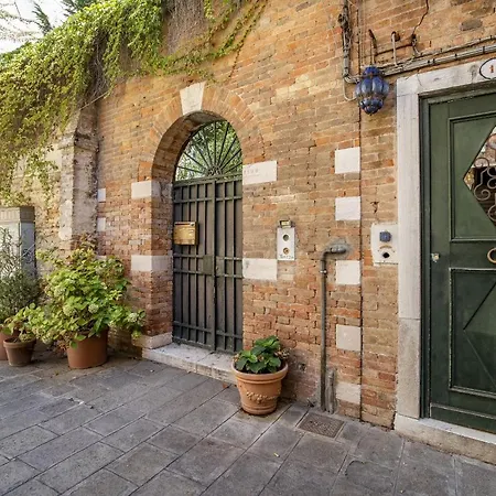 Residenza Centopietre - Dorsoduro By Wonderful Italy