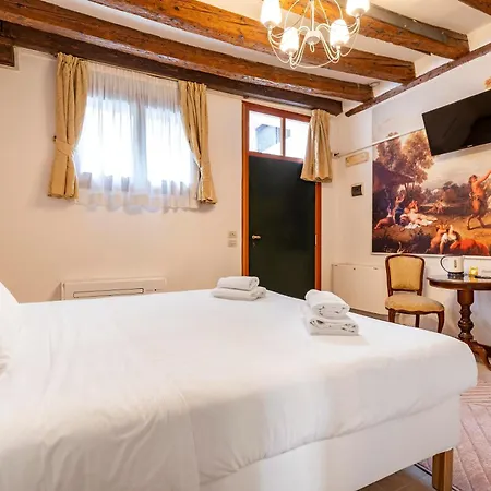 Residenza Centopietre - Dorsoduro By Wonderful Italy Apartment Venice