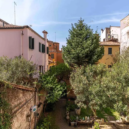 Apartment Residenza Centopietre - Dorsoduro By Wonderful Italy