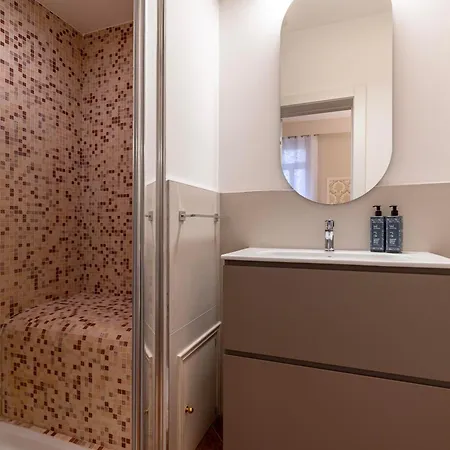 Residenza Centopietre - Dorsoduro By Wonderful Italy *