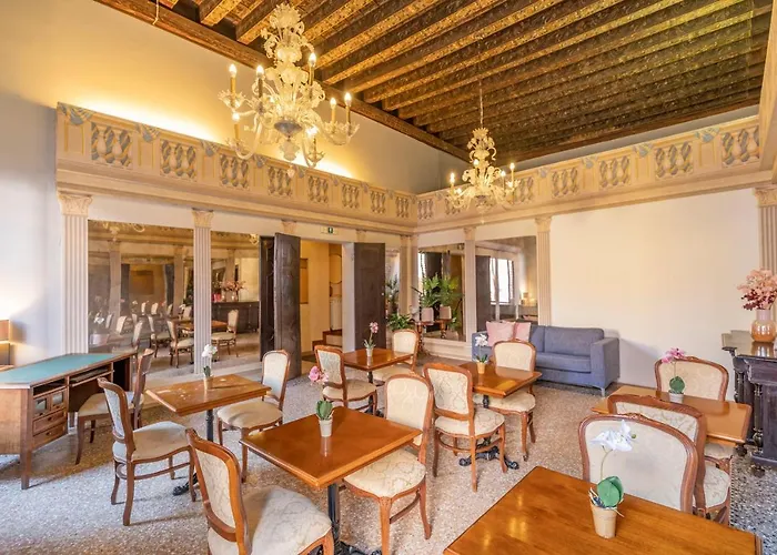 아파트 Residenza Centopietre - Dorsoduro By Wonderful Italy 베니스