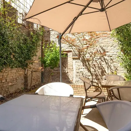 아파트 Residenza Centopietre - Dorsoduro By Wonderful Italy *