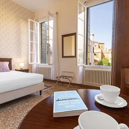 Residenza Centopietre - Dorsoduro By Wonderful Italy شقة *